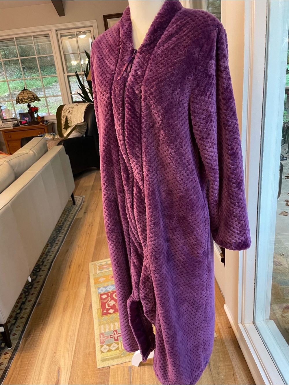 Woman's Plush Purple Zip-Front Robe Large VTG
